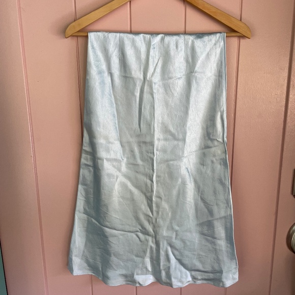 BABATON | Silky Skirt - Picture 1 of 5